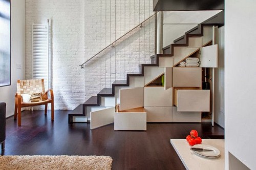 Xem hình ảnh đưa sofa lên cầu thang để trải nghiệm cảm giác độc đáo và thú vị. Với sự kết hợp đồ nội thất và kiến trúc sáng tạo, bạn sẽ có khu vực nghỉ ngơi mới lạ trên cầu thang của mình. Hãy khám phá và tận hưởng không gian đầy sang trọng và độc đáo.