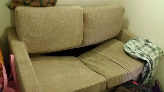 Lưu ý ghế sofa chất lượng thấp ngày càng phổ biến trên thị trường