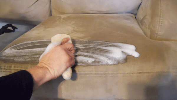 Hướng dẫn khử mùi ghế sofa theo từng chất liệu