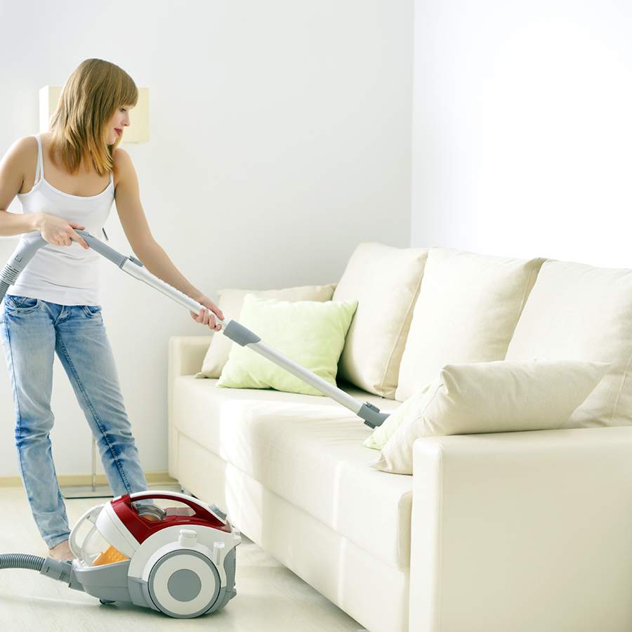 4 cách làm sạch ghế sofa da hiệu quả với nguyên liệu có sẵn trong nhà - Ảnh 2